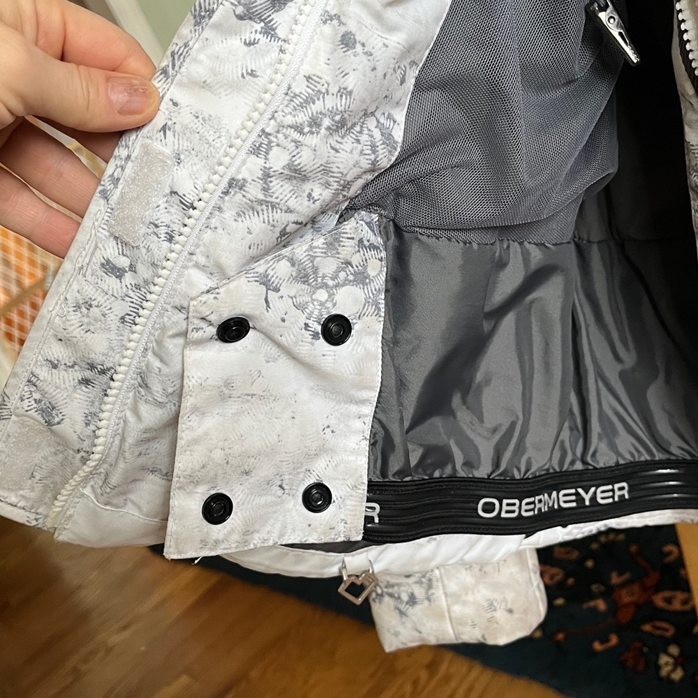 Obermeyer White and Gray Patterned Ski Jacket - image 3